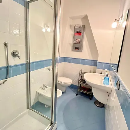 Su Due Livelli Via Garibaldi Apartament Levanto